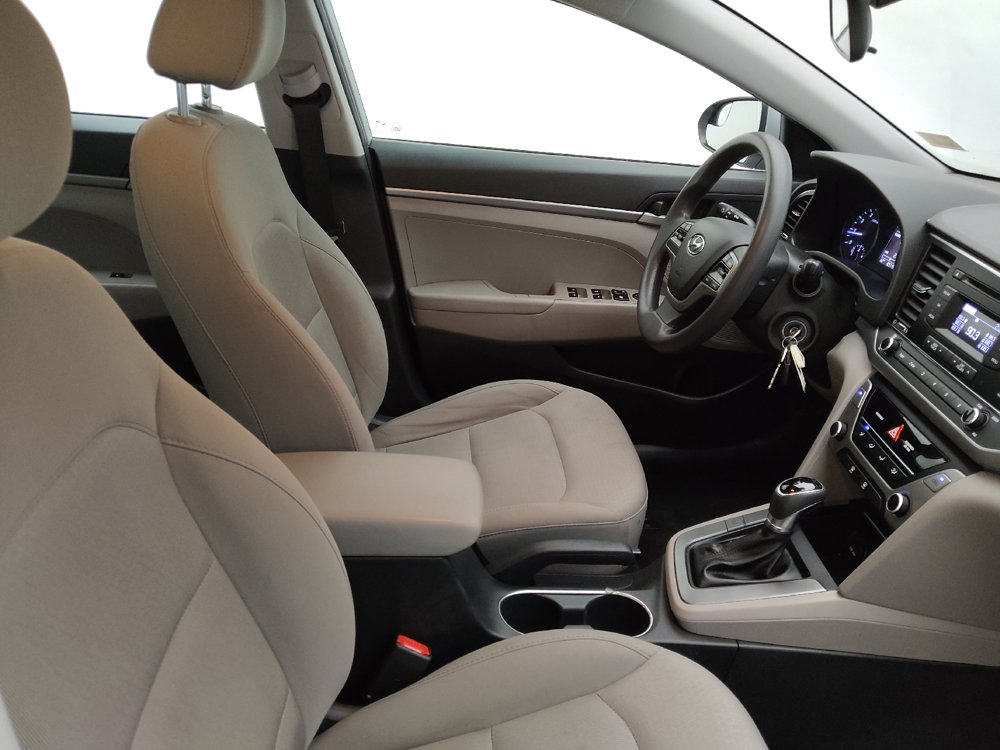 Used 2017 Hyundai Elantra SE FWD image 21