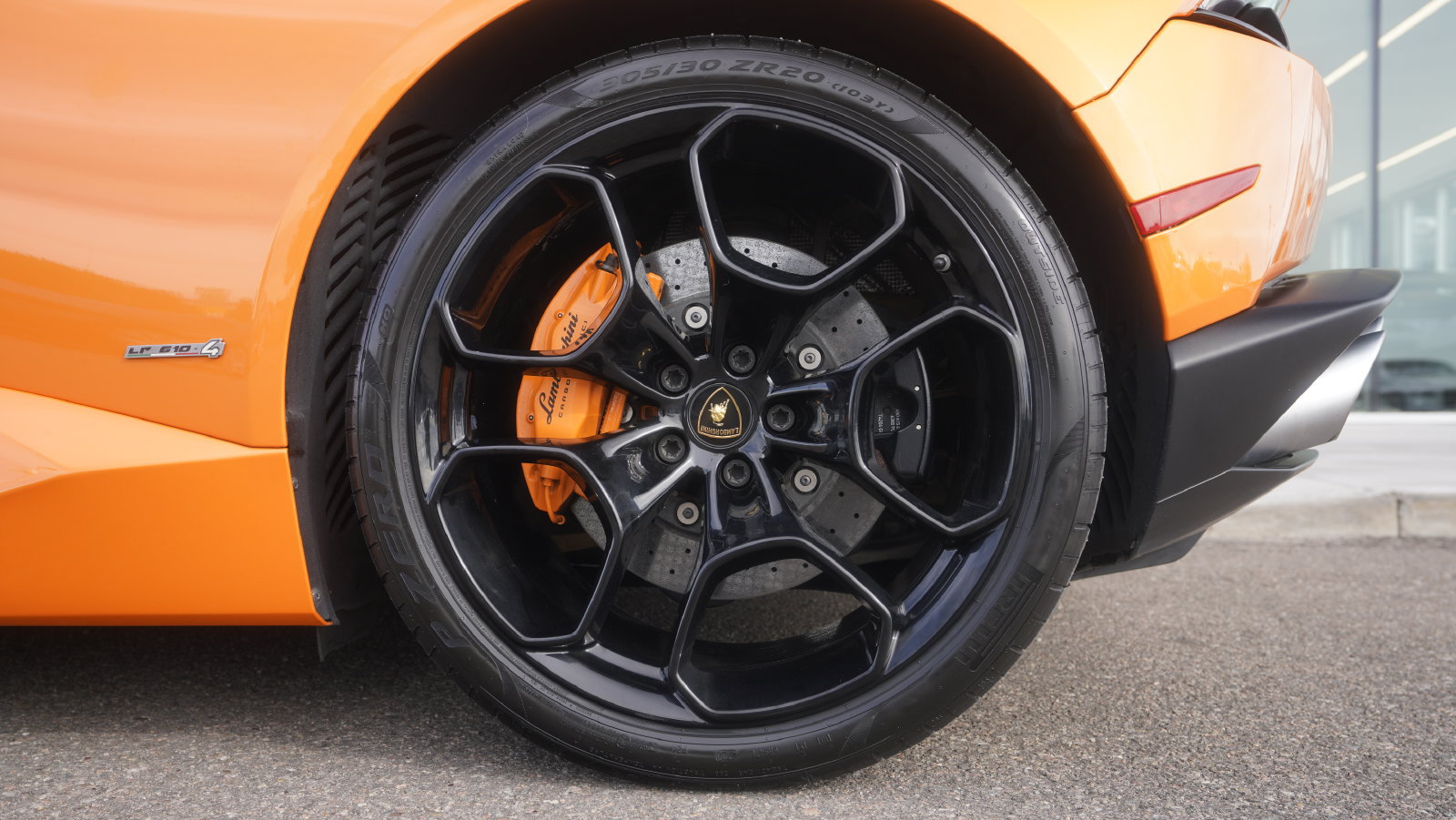 Used 2015 Lamborghini Huracan LP 610-4 AWD/4WD image 7