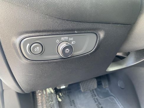 Certified 2019 Chevrolet Equinox LT w/ Sun & Navigation Package AWD/4WD image 21