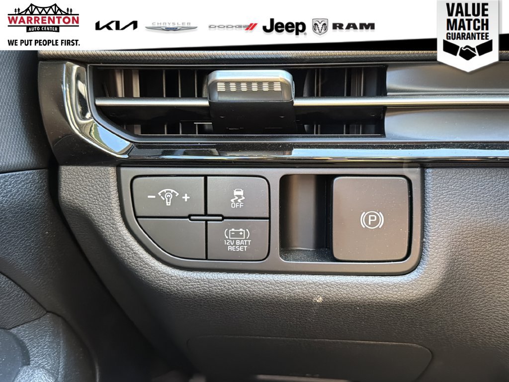 Used 2026 Kia Sportage LX FWD image 18