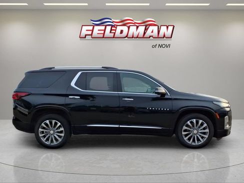Used 2023 Chevrolet Traverse Premier AWD/4WD image 6