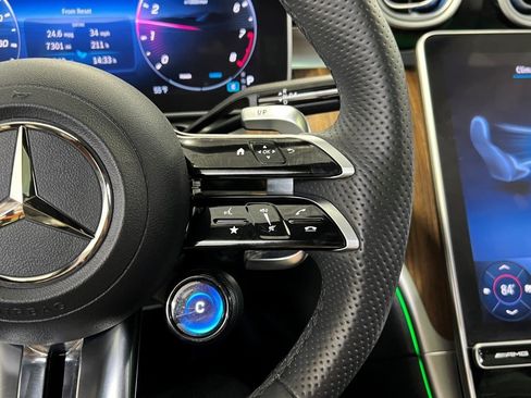 Used 2025 Mercedes-Benz C 43 AMG 4MATIC Sedan image 44