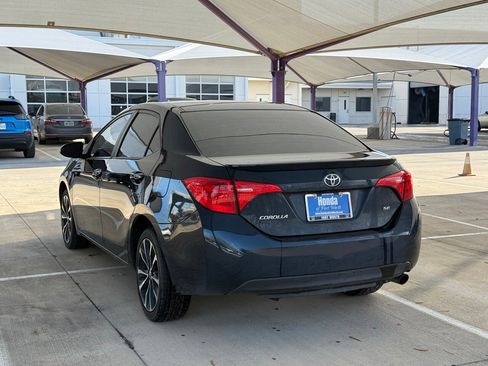 Used 2019 Toyota Corolla SE image 3