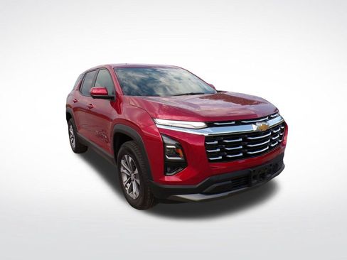 Used 2025 Chevrolet Equinox LT w/ Safety and Technology Package AWD/4WD image 7