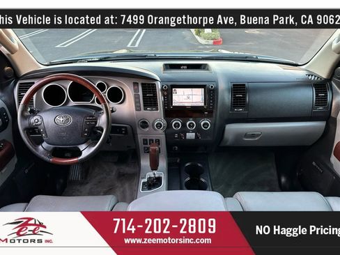 Used 2011 Toyota Sequoia Platinum image 17