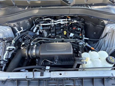 Used 2021 Ford Explorer XLT w/ Class III Trailer Tow Package image 20