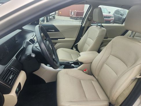 Used 2015 Honda Accord EX-L image 10