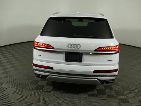 Certified 2026 Audi Q7 3.0T Premium Plus w/ Premium Plus Package AWD/4WD image 6