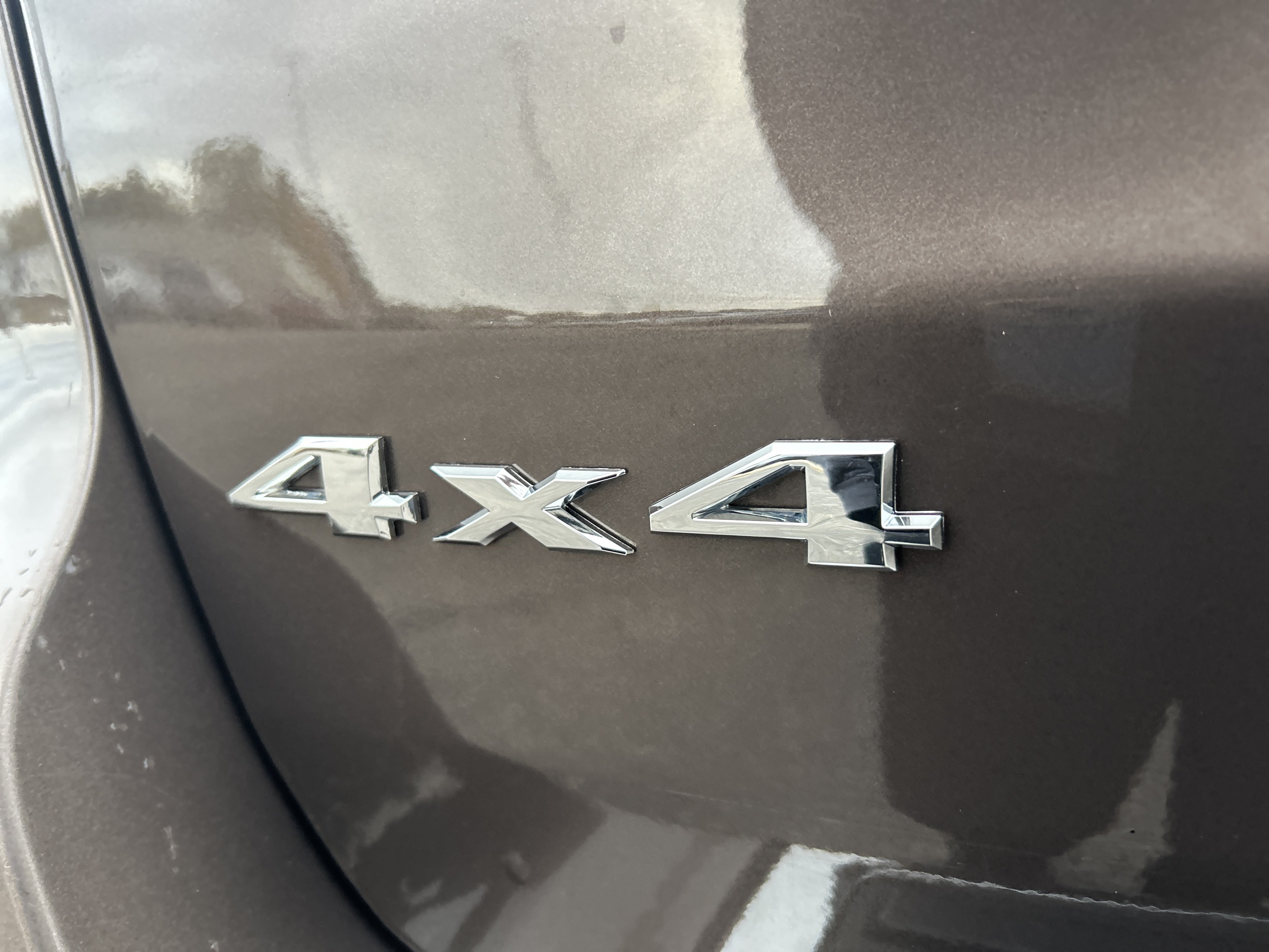 Used 2018 Jeep Grand Cherokee Summit w/ Skid Plate Group AWD/4WD image 28