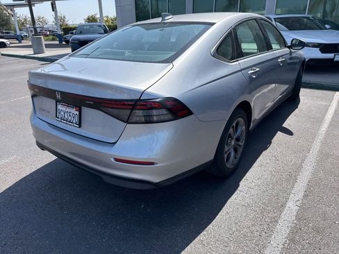 Used 2023 Honda Accord EX image 13