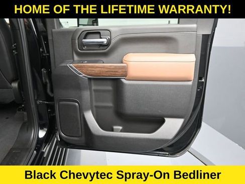 Used 2023 Chevrolet Silverado 2500 High Country w/ Z71 Off-Road Package image 45