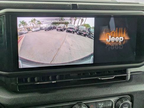 Used 2024 Jeep Wrangler Sport S w/ Convenience Group image 15