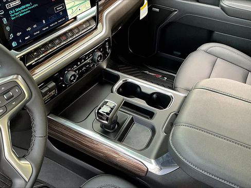 New 2026 Chevrolet Silverado 1500 RST w/ RST All Star Premium Package AWD/4WD image 8