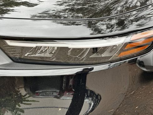 Used 2023 Honda Accord EX image 8