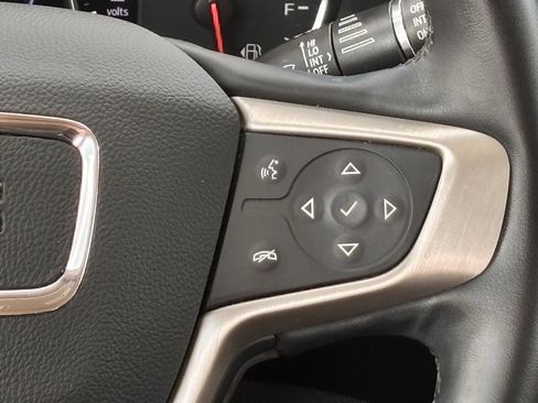 Used 2023 GMC Acadia Denali w/ Denali Ultimate Package FWD image 12