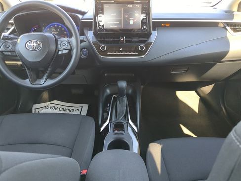 Used 2021 Toyota Corolla LE image 14