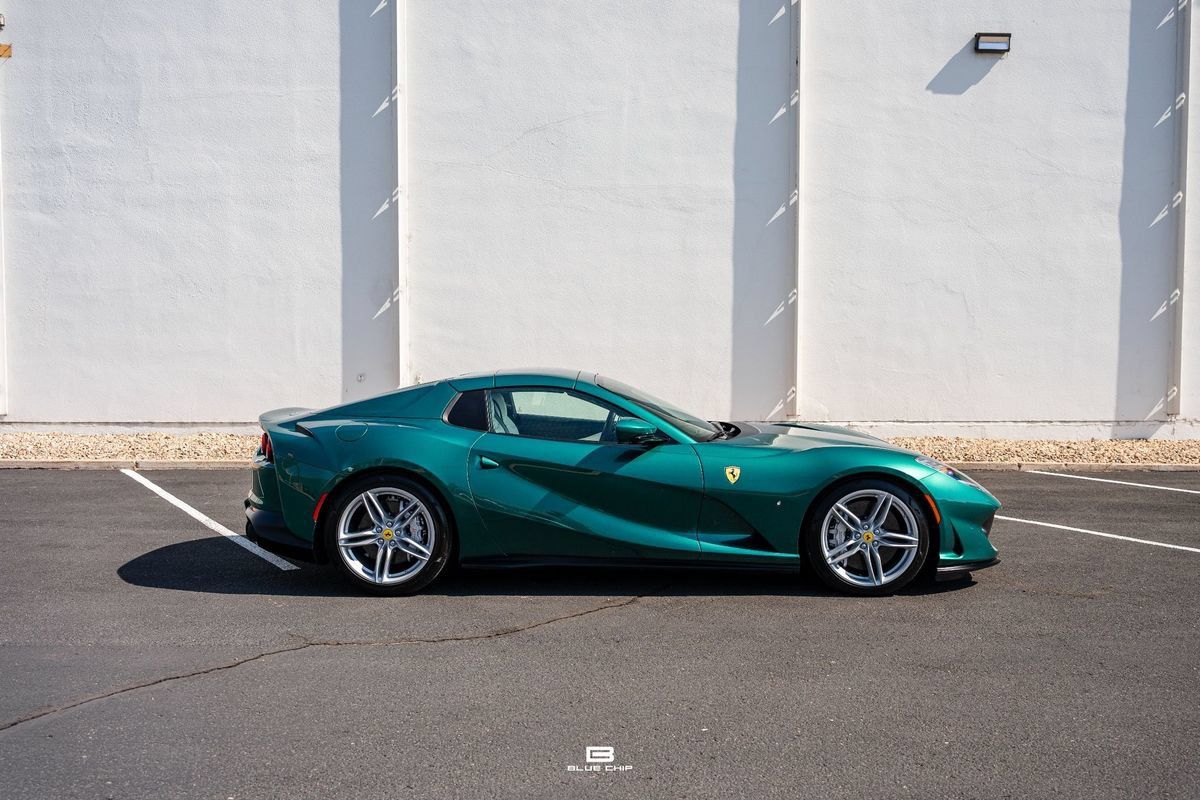 Used 2022 Ferrari 812 GTS RWD image 11