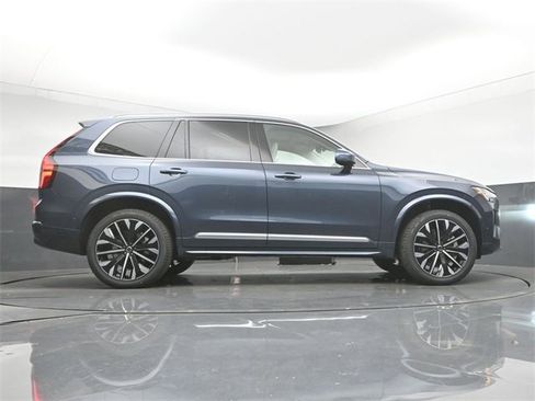 New 2026 Volvo XC90 B6 Ultra image 45