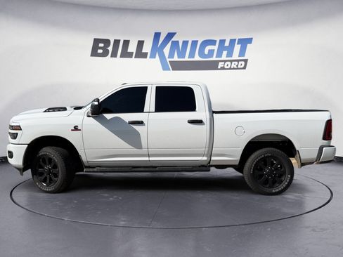 Used 2026 RAM 2500 Tradesman AWD/4WD image 2