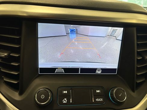 Used 2023 GMC Acadia SLE w/ Driver Convenience Package AWD/4WD image 41