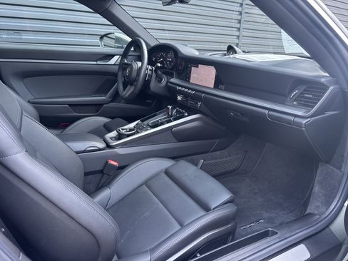 Used 2023 Porsche 911 Carrera image 20