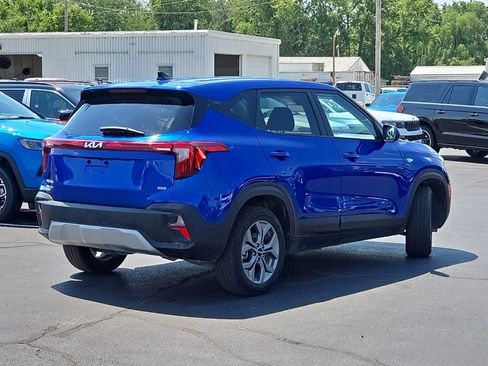 Used 2024 Kia Seltos LX AWD/4WD image 45