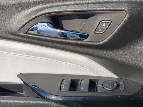 Used 2025 Chevrolet Trax LT w/ Driver Confidence Package image 24