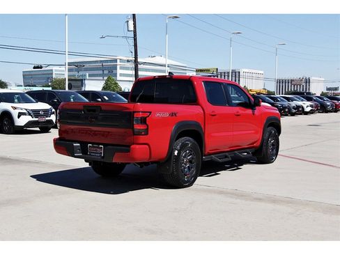 New 2026 Nissan Frontier PRO-4X w/ Pro-4x Convenience Package image 5