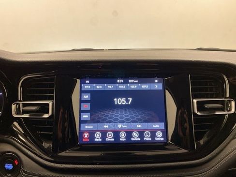 Used 2022 Dodge Durango SXT image 12