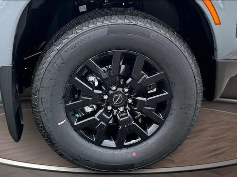 New 2026 Nissan Frontier SV AWD/4WD image 12