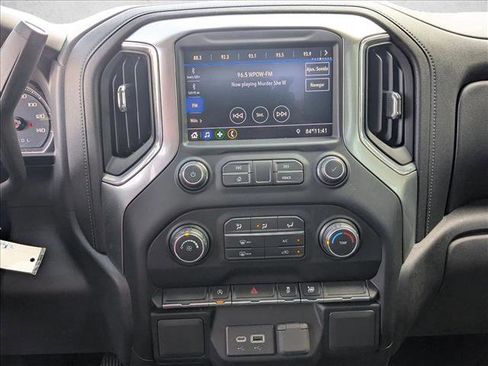 Used 2020 Chevrolet Silverado 1500 LT w/ LT Value Package image 12