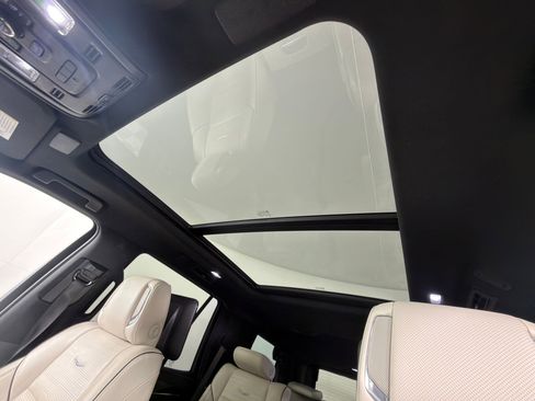 Used 2021 Cadillac Escalade Sport w/ Driver Assist Tech Package image 14