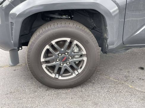 Used 2025 Toyota Tacoma TRD Sport RWD image 12