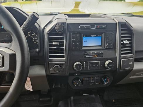 Used 2018 Ford F150 XL w/ Equipment Group 101A Mid AWD/4WD image 17