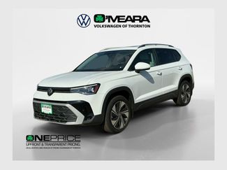 Certified 2025 Volkswagen Taos SE w/ Panoramic Sunroof Package AWD/4WD 360° Tour