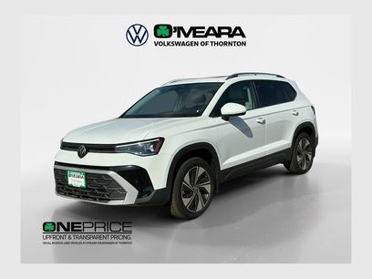 Certified 2025 Volkswagen Taos SE w/ Panoramic Sunroof Package