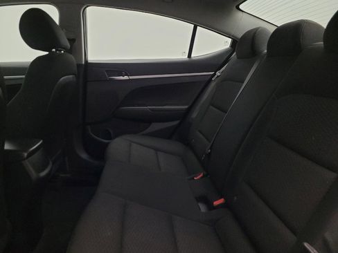 Used 2019 Hyundai Elantra SE w/ Cargo Package image 18