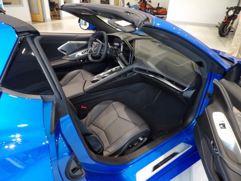 New 2026 Chevrolet Corvette Stingray Preferred Conv w/ 2LT RWD image 14