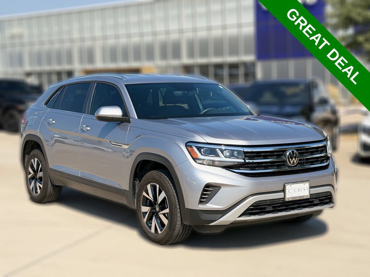 Used 2023 Volkswagen Atlas Cross Sport SE FWD image 4