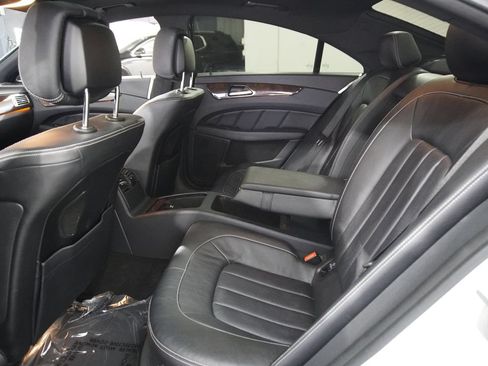Used 2014 Mercedes-Benz CLS 550 4MATIC image 12
