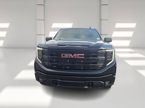 New 2026 GMC Sierra 1500 Elevation image 2