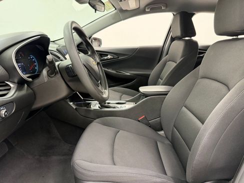 Used 2024 Chevrolet Malibu LT FWD image 4