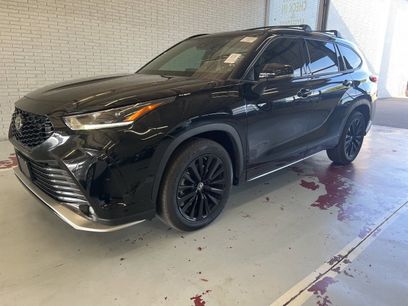 Used 2023 Toyota Highlander XSE