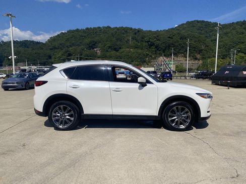 Used 2021 MAZDA CX-5 Signature image 36