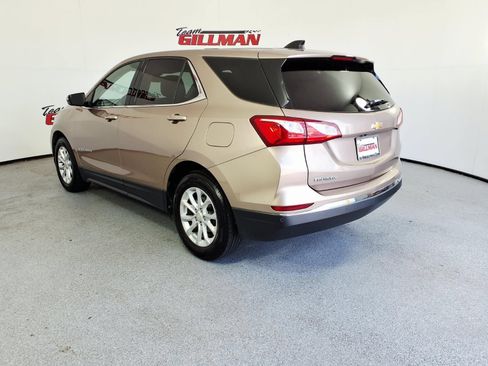 Used 2019 Chevrolet Equinox LT w/ Driver Convenience Package FWD image 4