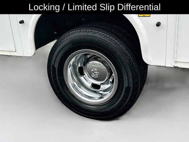 Used 2016 RAM 3500 Tradesman w/ Chrome Appearance Group AWD/4WD image 7
