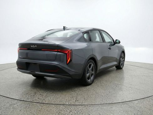 Used 2025 Kia K4 FWD image 9