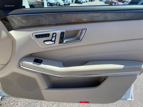 Used 2014 Mercedes-Benz E 350 4MATIC Sedan w/ Premium 1 Package image 35