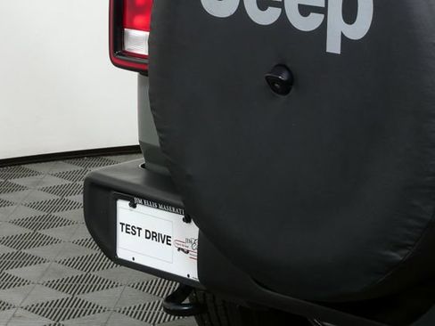 Used 2020 Jeep Wrangler Sport image 29