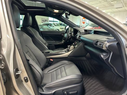 Used 2019 Lexus IS 350 F Sport w/ F Sport Package RWD image 42